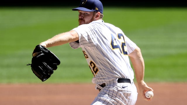 Bell, Polanco homer off Woodruff; Brewers fall to Pirates 5-1