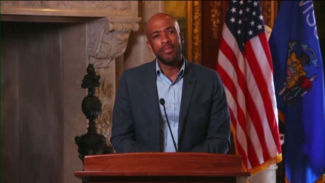 Senate candidate Barnes raises $1.12 million over 3 months