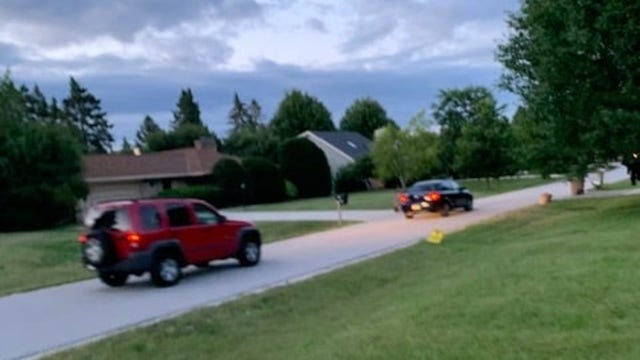 2 juveniles spotted near vehicle in Bayside, police believe they may have been attempting to 'steal'