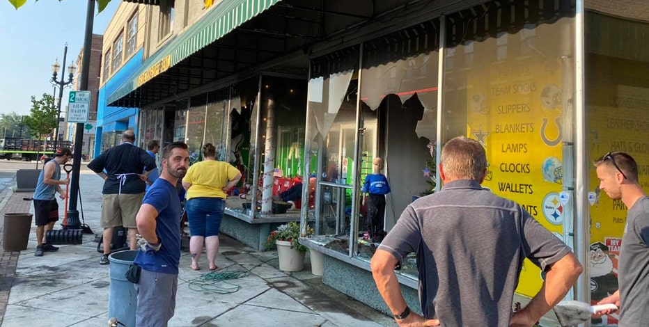 Volunteers needed to clean up after unrest in downtown Kenosha