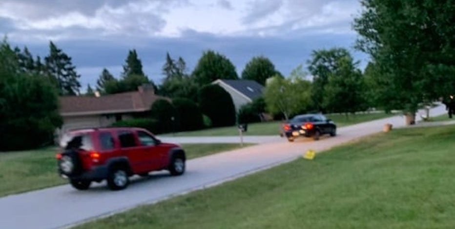 2 juveniles spotted near vehicle in Bayside, police believe they may have been attempting to 'steal'