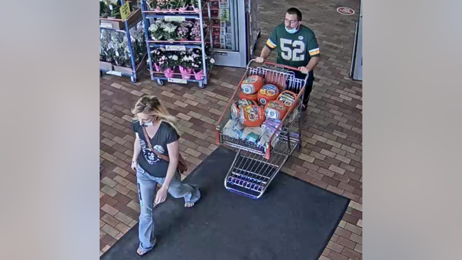 Recognize them? Menomonee Falls PD seeks help to ID grocery theft suspects