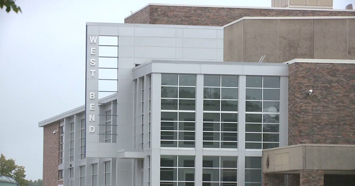 Teen in custody after bomb threat against West Bend High Schools | FOX6 ...