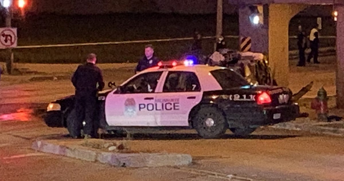 1 killed in crash near Fond du Lac and Locust | FOX6 Milwaukee