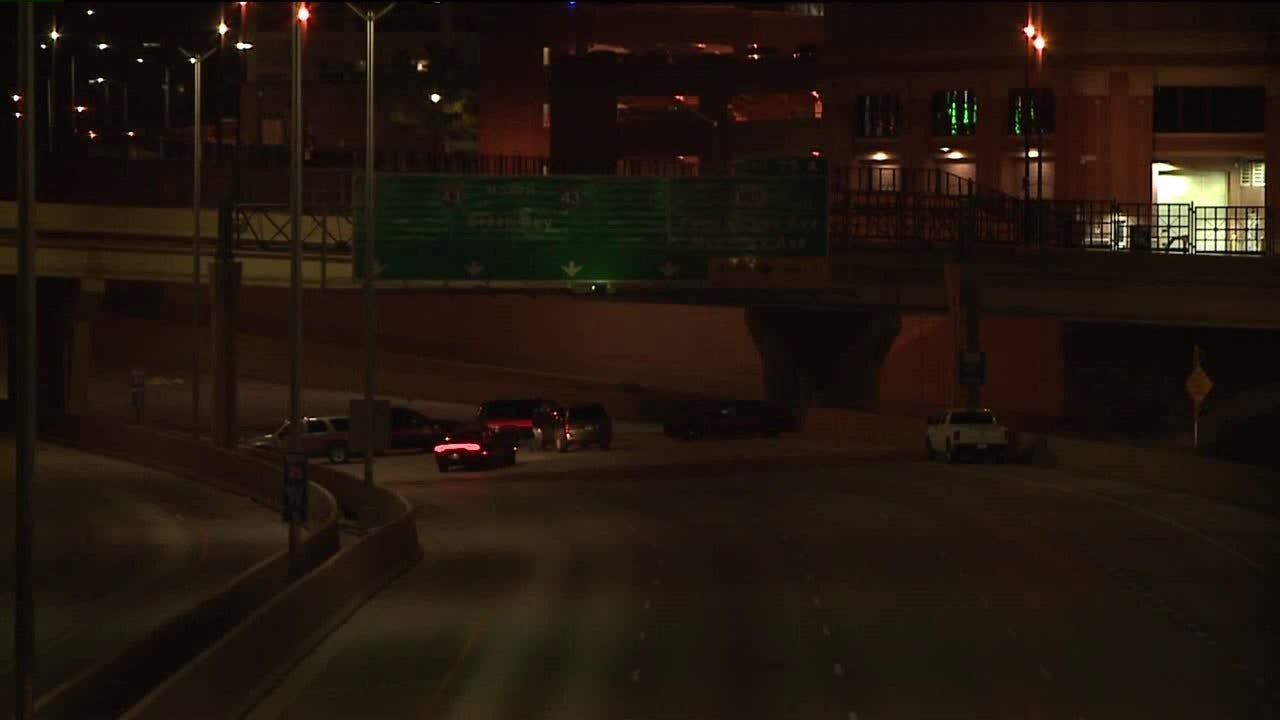 1 dead following crash on I43 in Marquette Interchange, interstate has