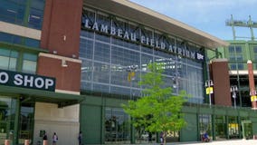 Lambeau Field, Packers-owned Titletown businesses no longer accepting cash