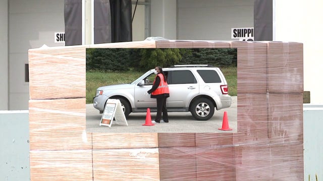 Feeding America hosts drive-up food distribution 'from Wisconsin farmers'