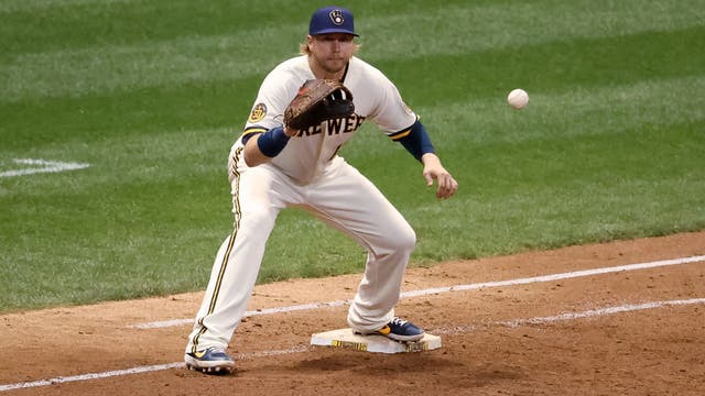 Brewers designate Smoak for assignment, add Vogelbach