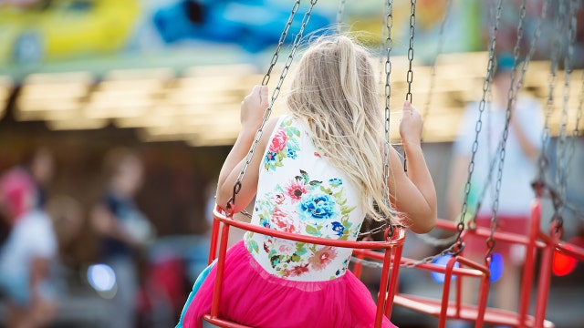 Coronavirus still throwing theme park attendance for a loop