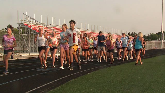 Arrowhead HS athletes raise $11K for Make-A-Wish effort