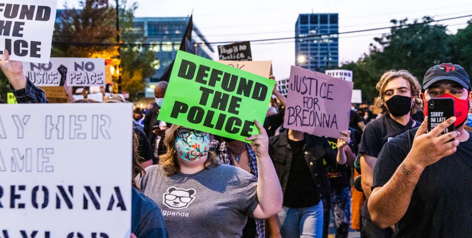 'My heart breaks:' Dismay over Breonna Taylor spills into America's streets
