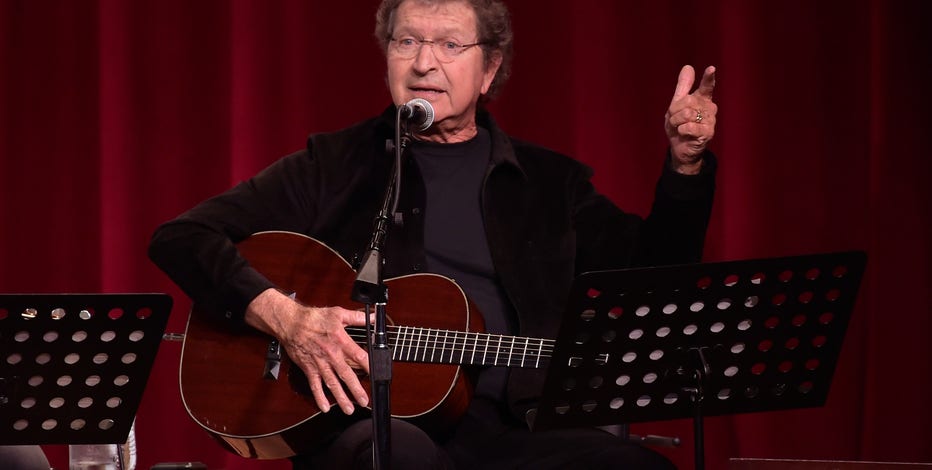 Country star, hit Elvis songwriter Mac Davis dies at 78