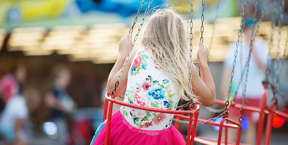 Coronavirus still throwing theme park attendance for a loop