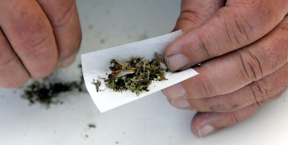 Supervisors OK $1 penalty for possessing marijuana in Milwaukee County