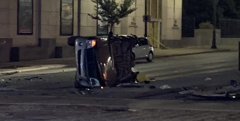 Serious crash near 6th and Wisconsin leaves 1 dead, 5 injured