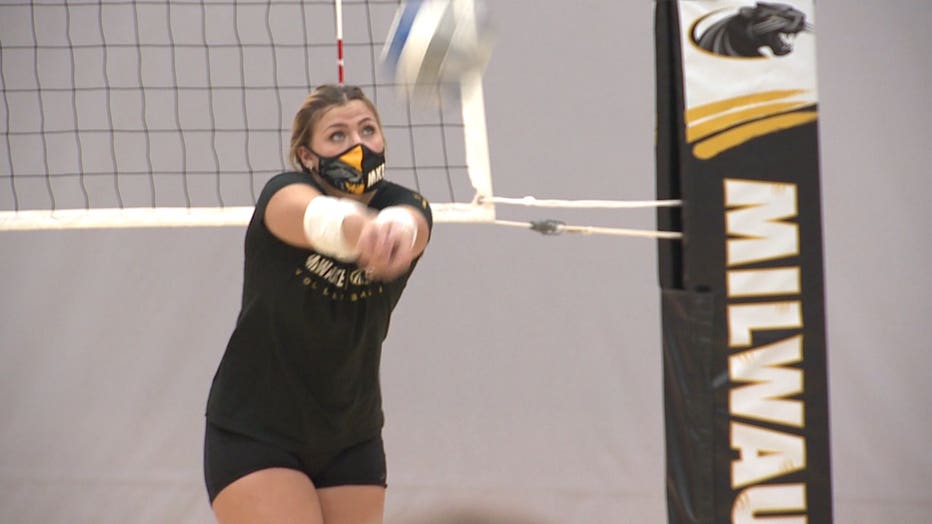 UWM volleyball