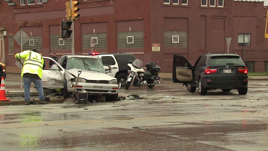 Crash near 16th and Pierce