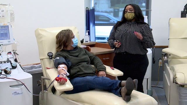 COVID-19 survivors meet after life-saving plasma donation