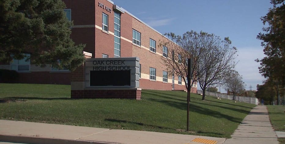 COVID-19 risk moves Oak Creek-Franklin schools to remote learning