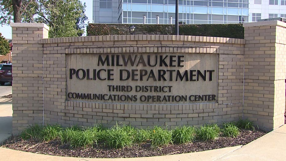 Milwaukee Police Department Communications Operation Center