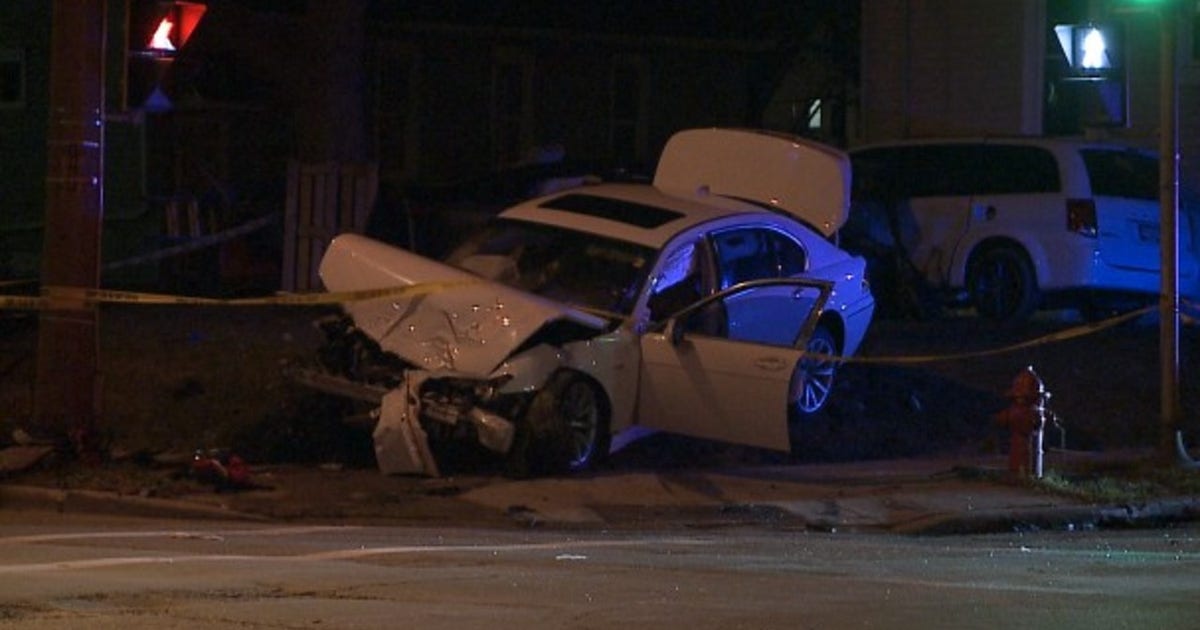 Milwaukee police investigate crash near 20th and Locust | FOX6 Milwaukee