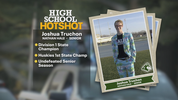 West Allis runner claims state cross country title