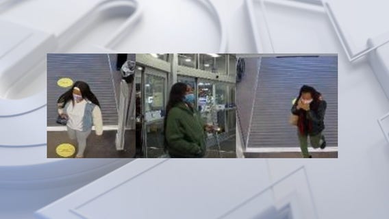 3 women accused of stealing $2,600 worth of merchandise from Best Buy