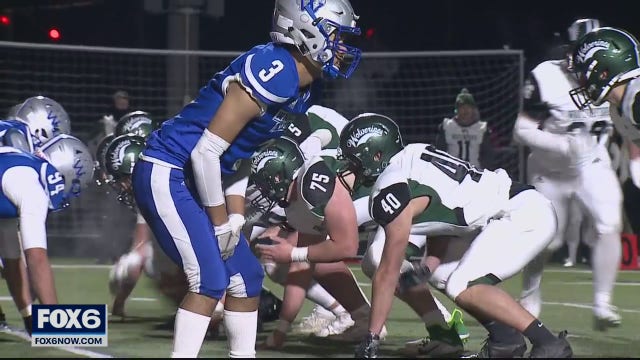 Playoff football kicks off for Wisconsin high schools