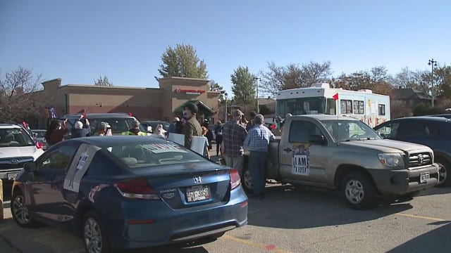 'Eliminate every excuse:' Milwaukee group offers rides to the polls