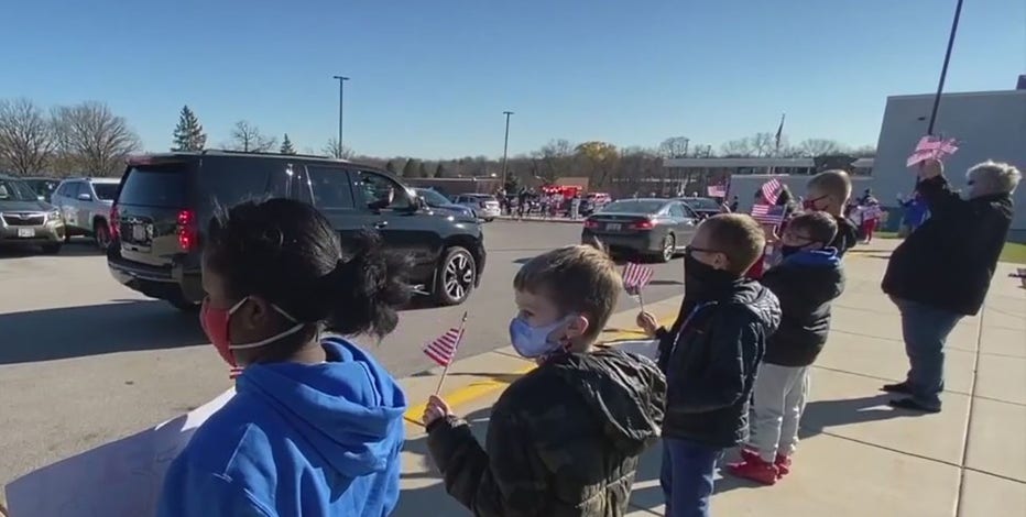 Menomonee Falls students celebrate veterans with parade