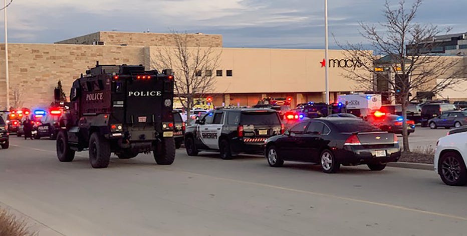 Manhunt on for suspect who pulled trigger in Mayfair shooting