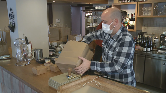 Milwaukee business adapts to pandemic-altered New Year's Eve