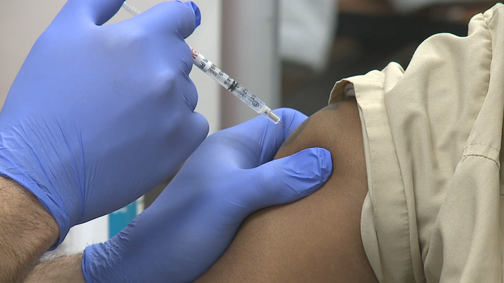 COVID-19 vaccinations begin at Milwaukee VA Medical Center - Vimarsana News