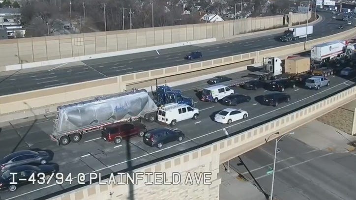 Northbound I-43/94 blocked at Mitchell Interchange due to crash - Vimarsana News
