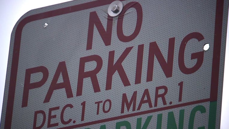 winter parking regulations Milwaukee