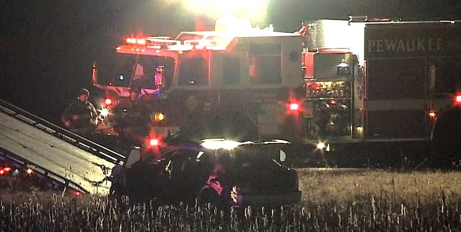 2 arrested following police pursuit involving stolen vehicle