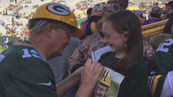 Foundation honors Packers FAN Hall of Famer from Union Grove