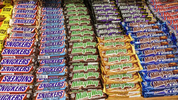 Candy company paying $30 an hour to eat, review sweets