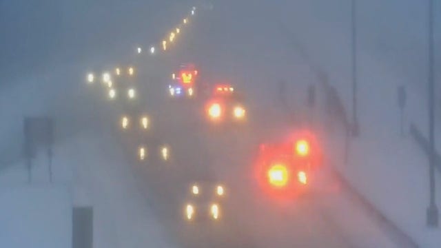 Drivers, exercise caution! Snow creates messy morning commute