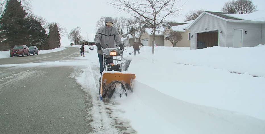 SE Wisconsin’s 1st big snowstorm of 2021 delivers work, play