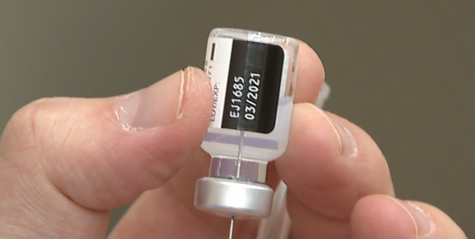 Gov. Evers, health official defend Wisconsin vaccine rollout
