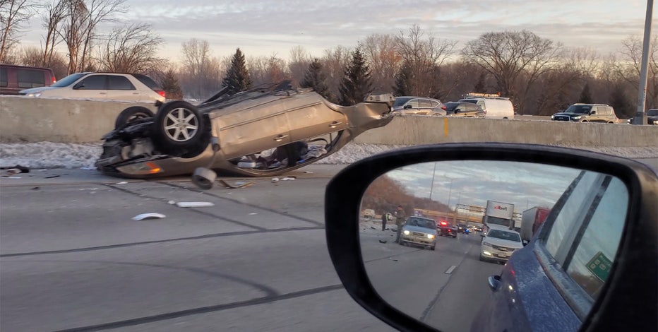 2 injured in crash on I-94 near Milwaukee/Waukesha county line