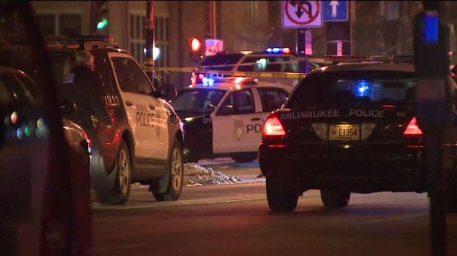 Crash at 10th and Wisconsin, Milwaukee