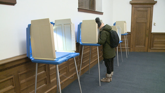 'People need to vote in general' volunteer says amid primary results