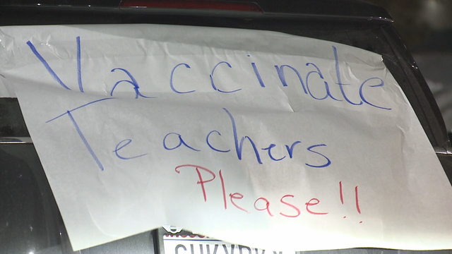 Racine teachers worry about returning to class without vaccine