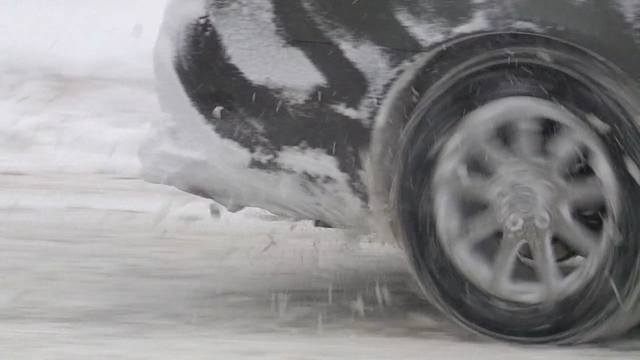 90 drivers helped after 12+ inches of snow in Kenosha County