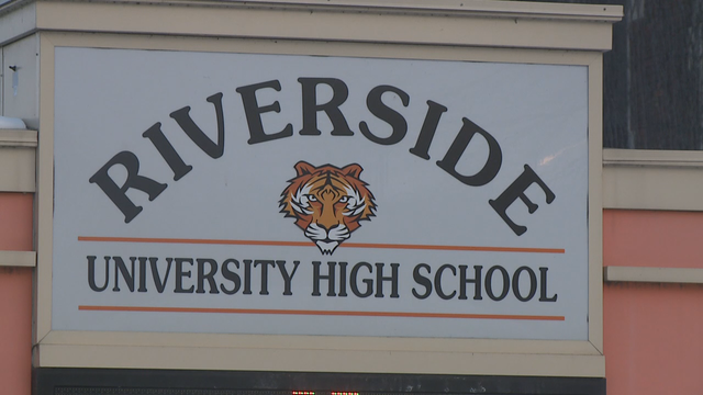 Milwaukee police: Riverside paraprofessional hit student, arrested