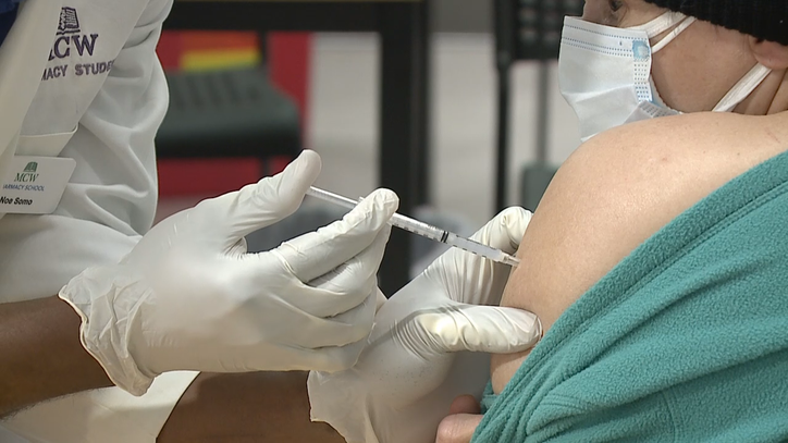 Racial disparities in Milwaukee's vaccine rollout - Vimarsana News