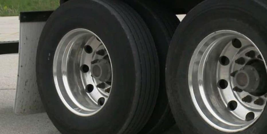 Human trafficking hunt: Sheriff seeks tanker with 80 reportedly inside