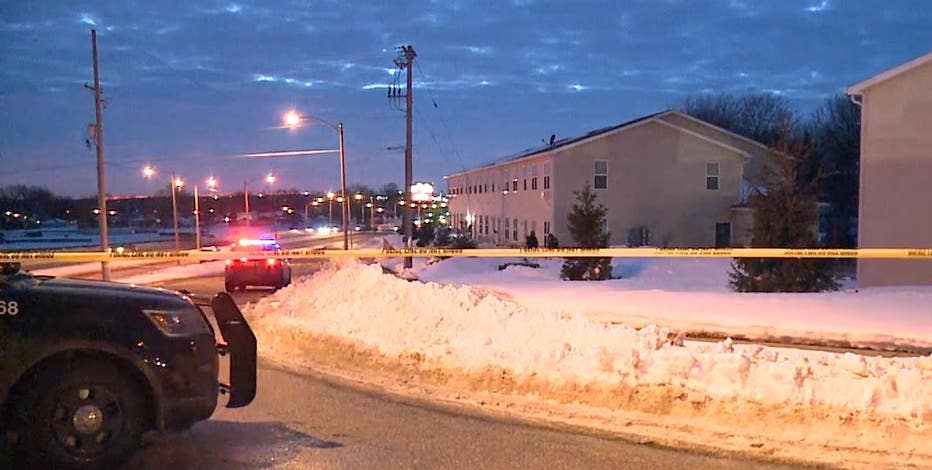 Milwaukee police: 2 men dead near Appleton and Silver Spring